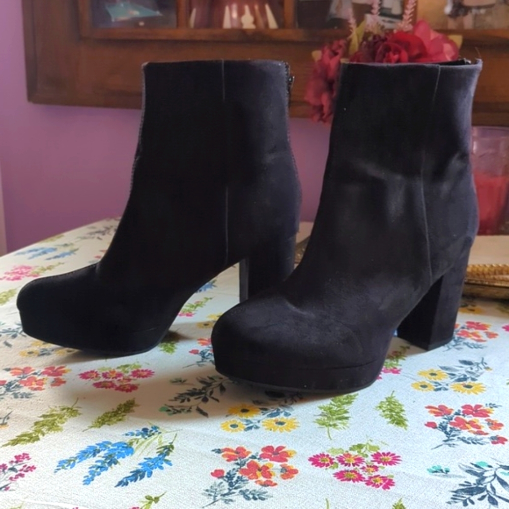 Christian Siriano Faux Suede Chunky Heel Ankle Boots